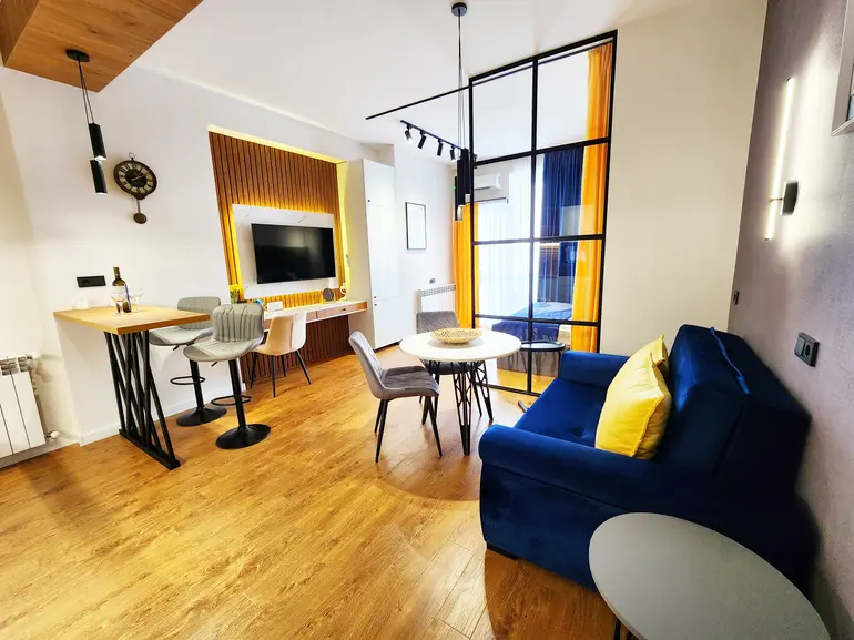 statment-img-0.555373149786192