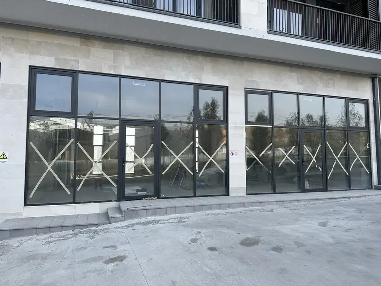 Universal commercial area for rent in didi digomi