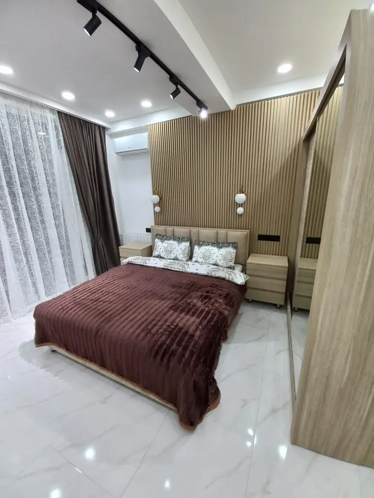 ქირავდება 3 ოთახიანი ბინა ორთაჭალაში