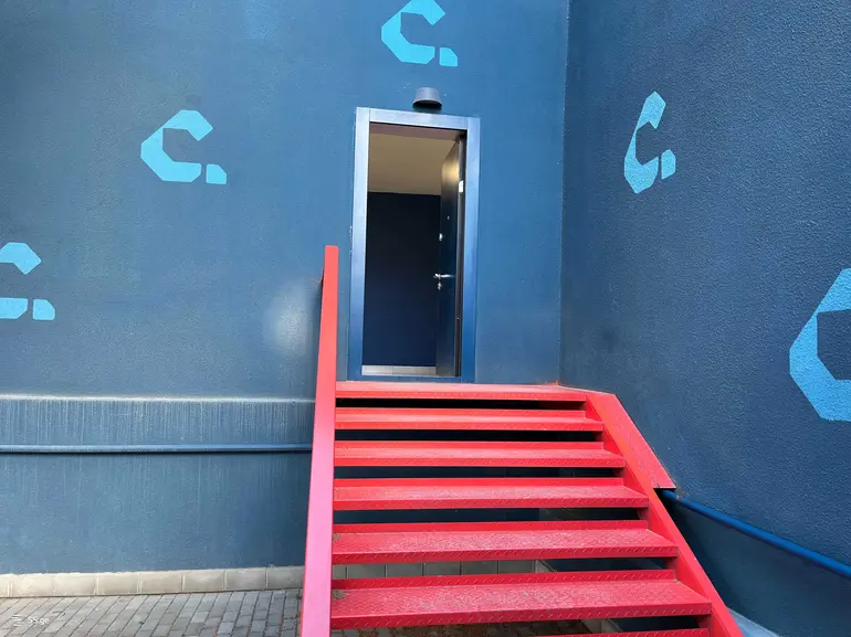 Trade commercial area for rent in tbilisi