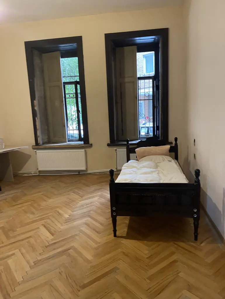 2 room apartment for rent in mtatsminda