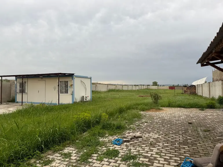 Warehousing commercial area for rent in lilo