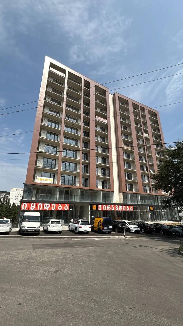 Universal commercial area for sale in saburtalo