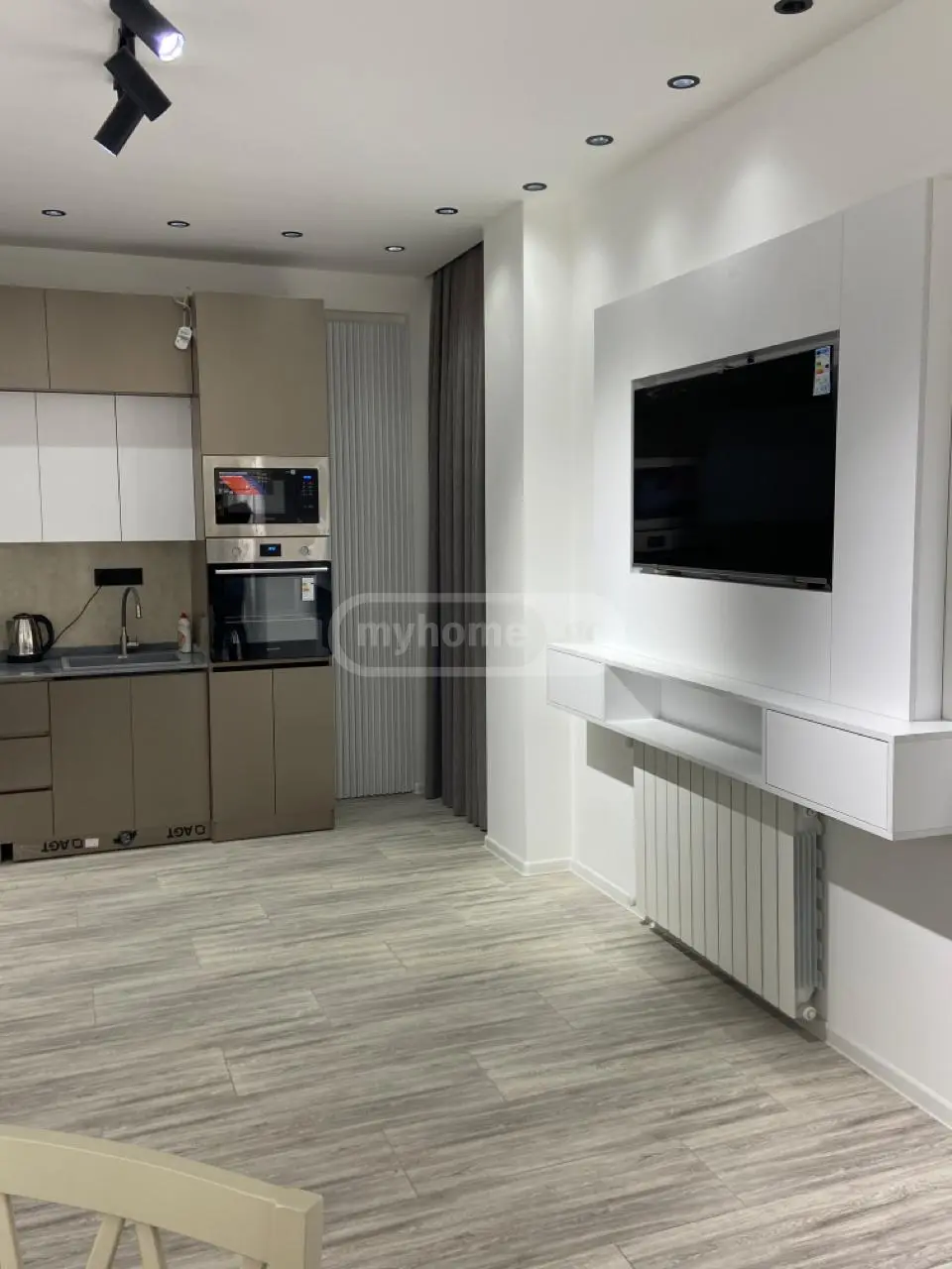 ქირავდება 3 ოთახიანი ბინა ორთაჭალაში