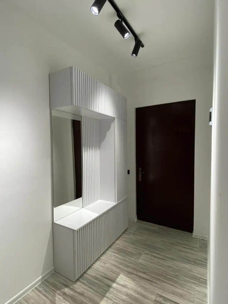 ქირავდება 3 ოთახიანი ბინა ორთაჭალაში