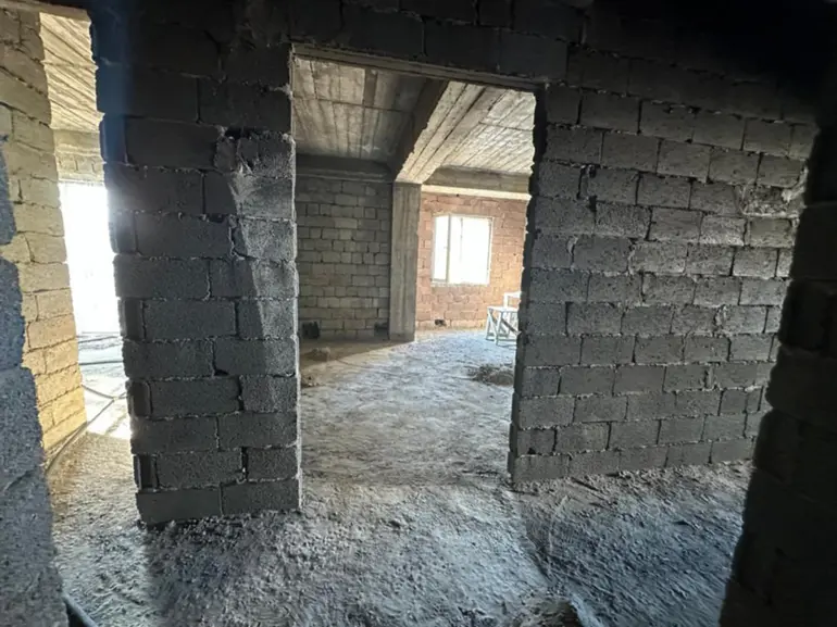 statment-img-0.6140718406780421