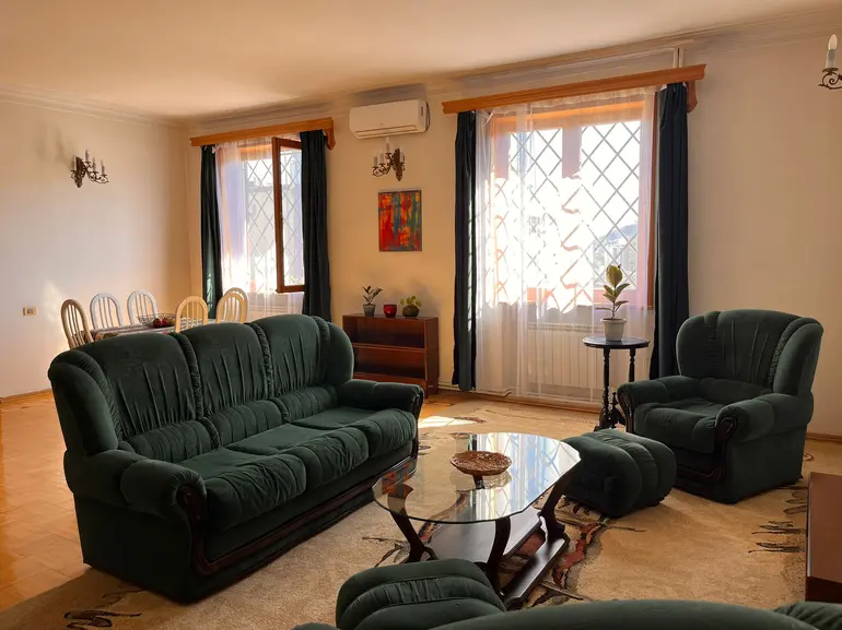 4 room private house for rent in nutsubidze plateau