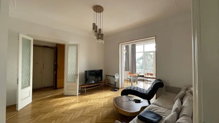 4 room apartment for sale in mtatsminda