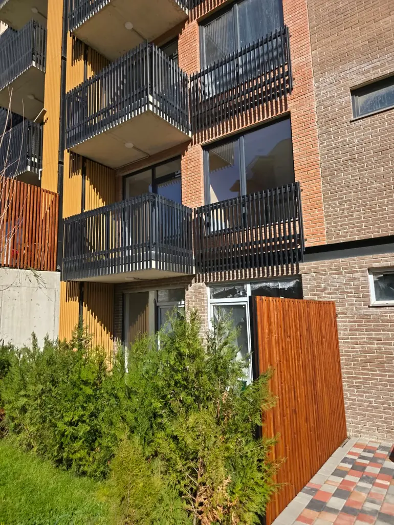 2 room apartment for sale in lisi lake