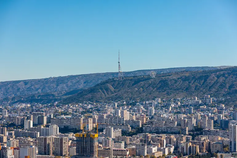 3 room apartment for sale in lisi lake