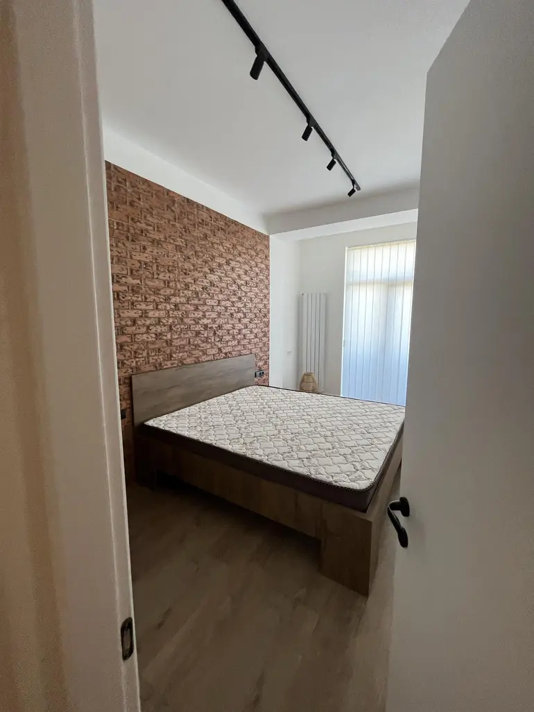 statment-img-0.2758722672506966