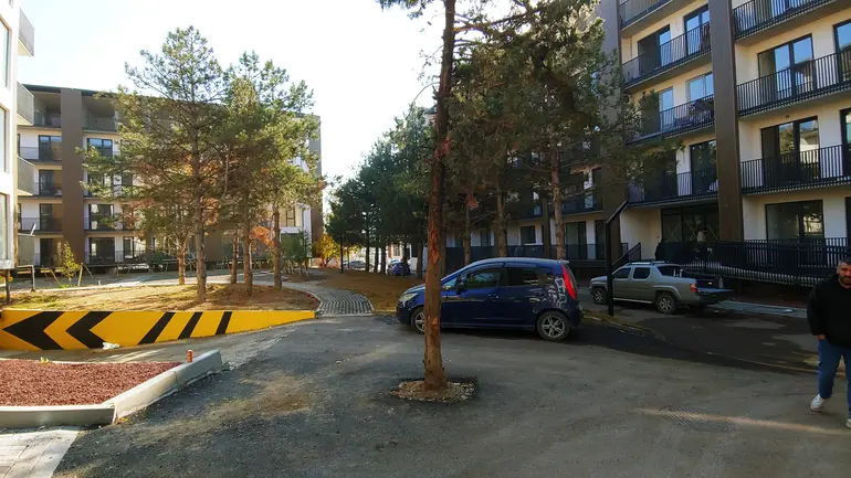 4 room apartment for sale in lisi lake