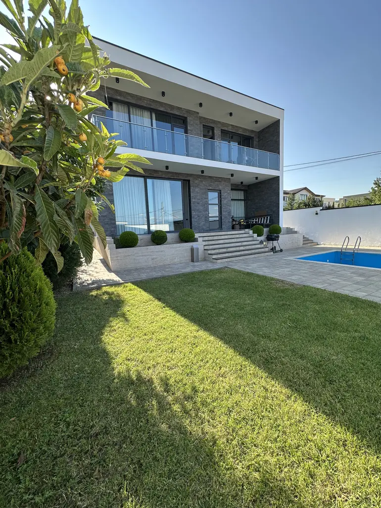 8 room private house for sale in didi digomi