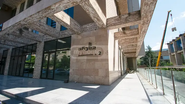 Universal commercial area for rent in saburtalo