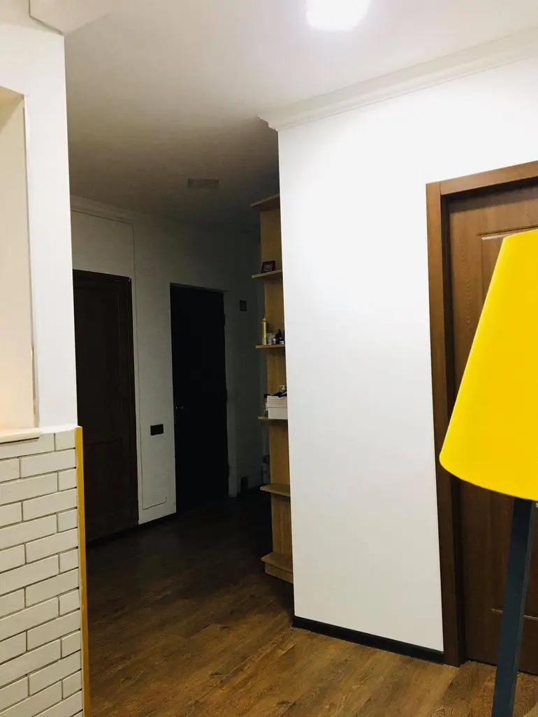 იყიდება 4 ოთახიანი ბინა დიდ დიღომში