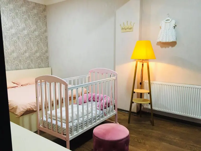 იყიდება 4 ოთახიანი ბინა დიდ დიღომში