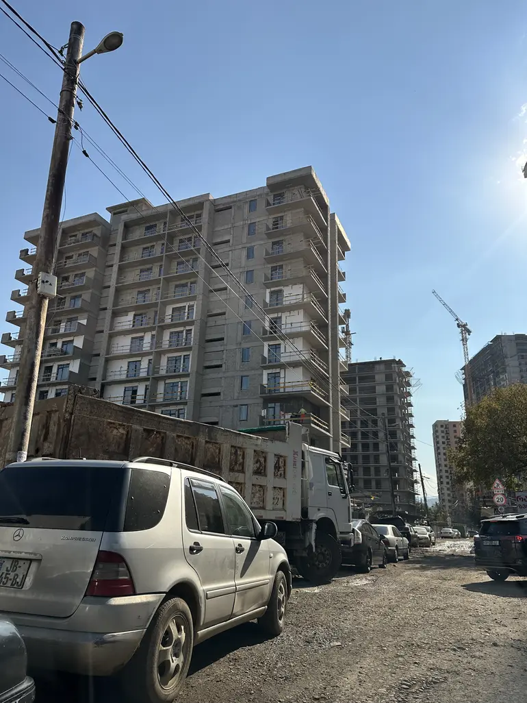 statment-img-0.4890385819160099