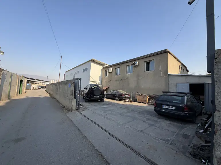 Manufacturing commercial area for sale in sanzona