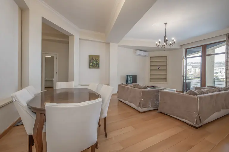 5 room apartment for sale in saburtalo