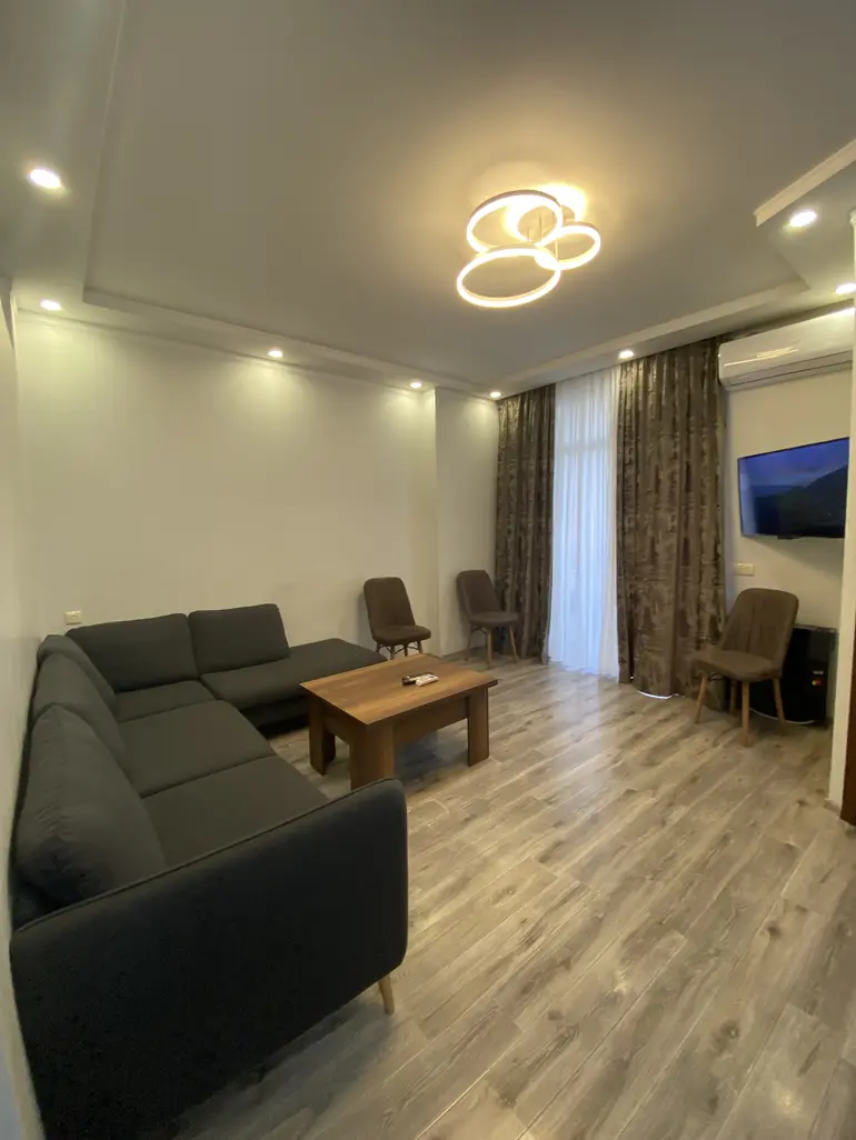 3 room apartment for rent in batumi
