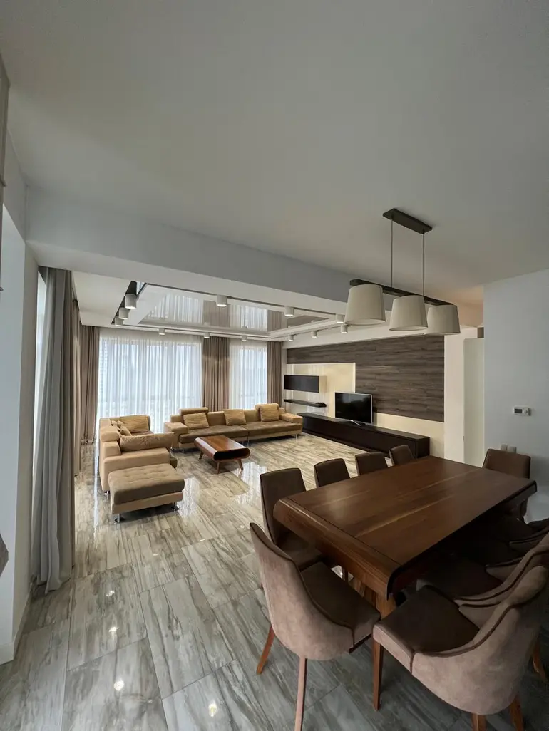 4 room apartment for rent in vake