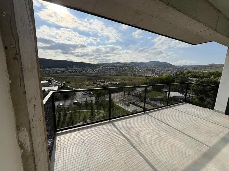 4 room apartment for sale in lisi lake