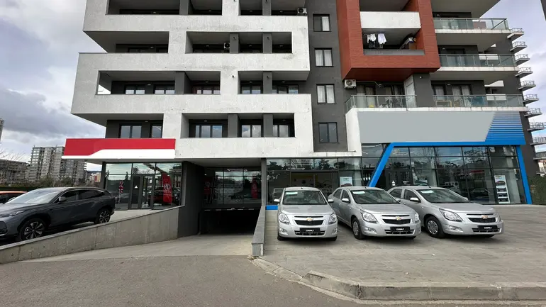 Universal commercial area for rent in didi digomi