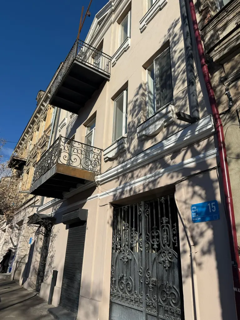 3 room apartment for sale in chugureti