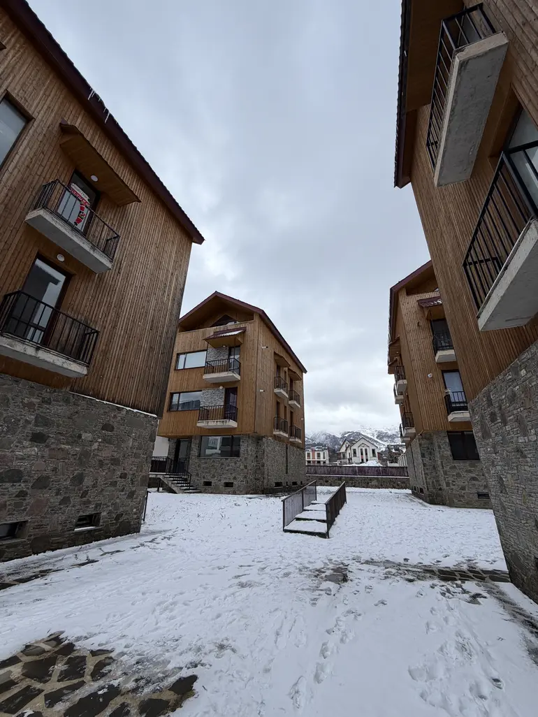 statment-img-0.42267650652725175