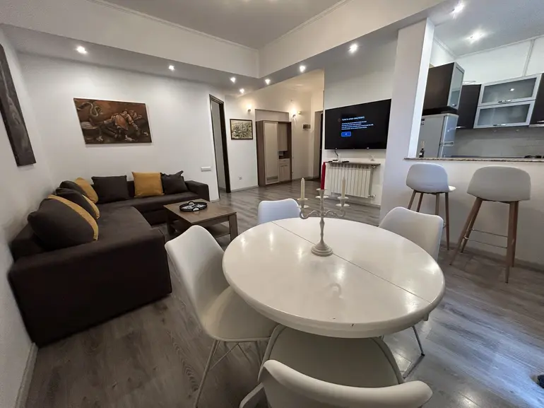 2 room apartment for rent in vake