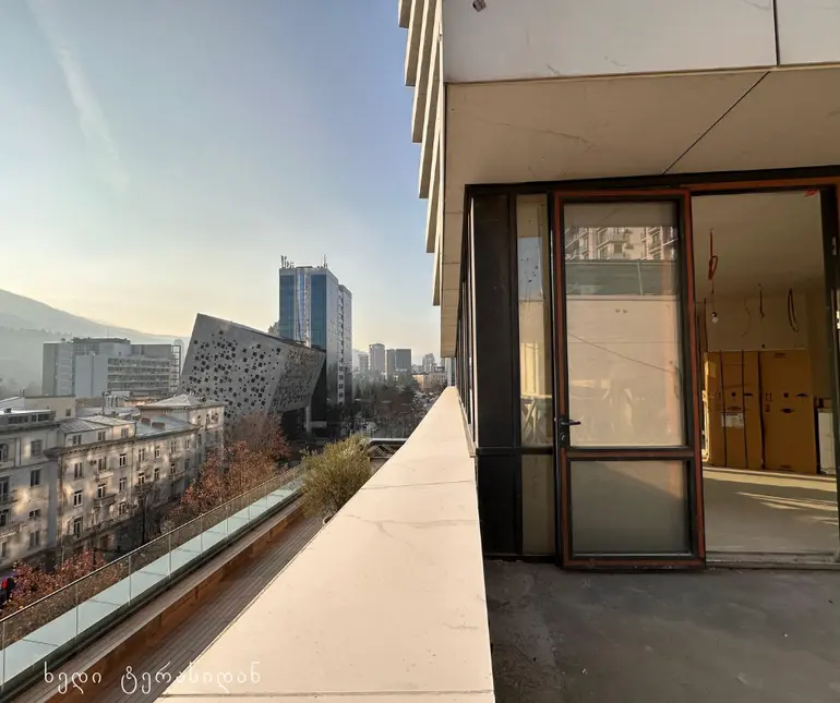 6 room apartment for sale in vake