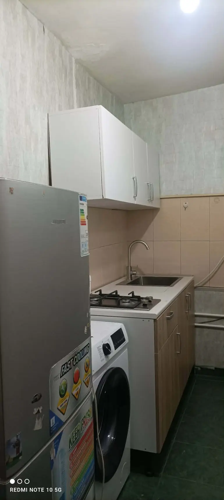 1 room private house for rent in elia