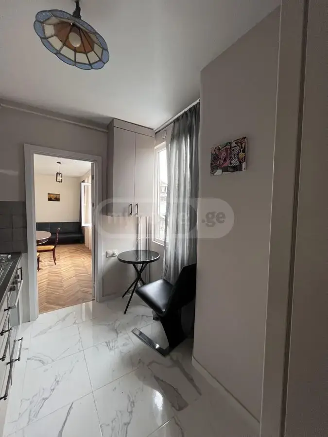 2 room apartment for rent in mtatsminda