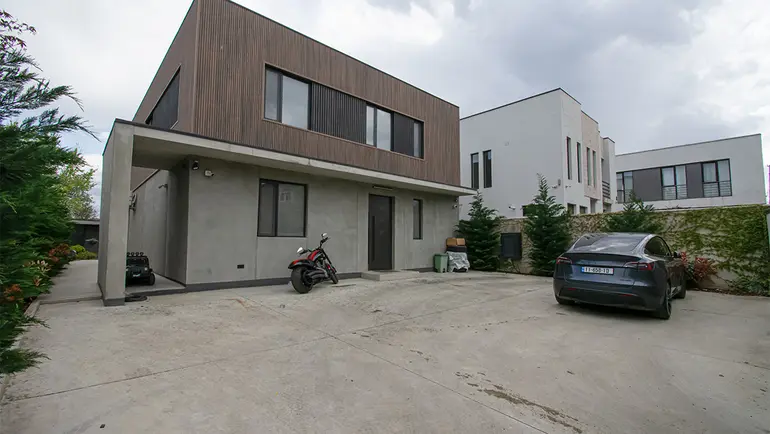 7 room private house for sale in didi digomi