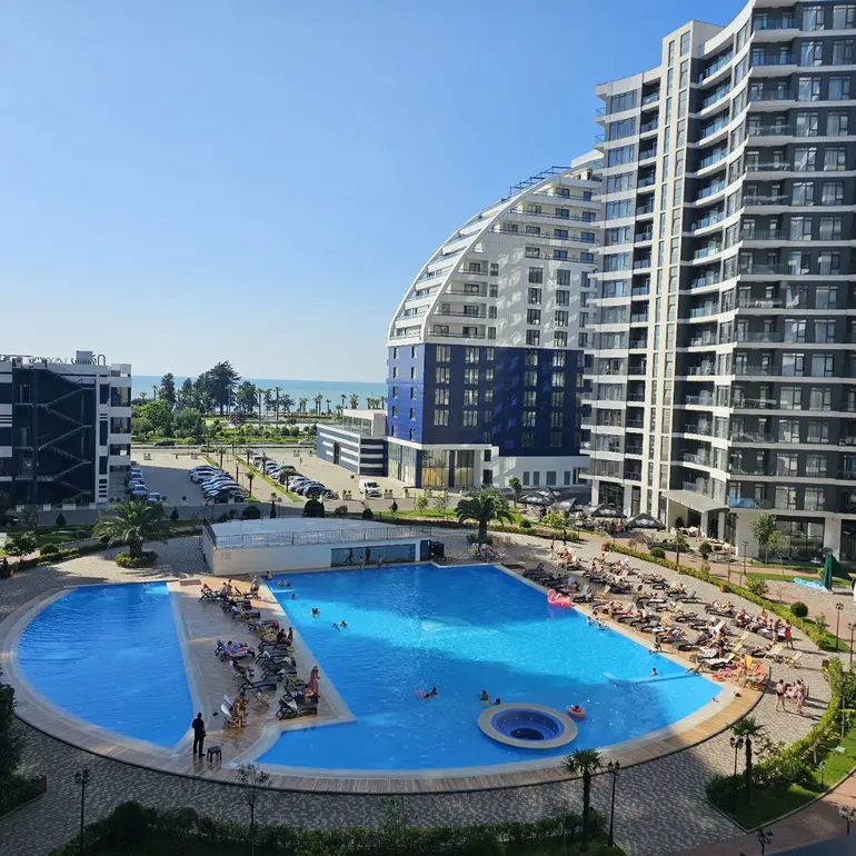 2 room apartment for rent in batumi