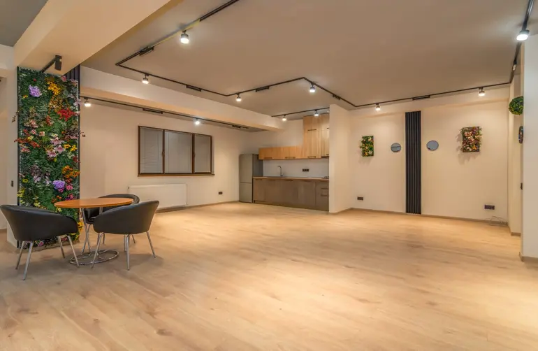 Office commercial area for rent in saburtalo