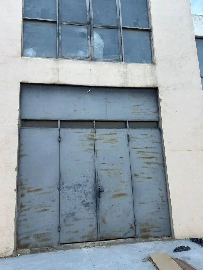 Manufacturing commercial area for rent in avchala