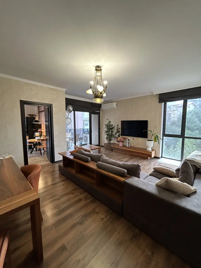 4 room apartment for rent in vake