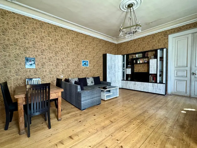 5 room apartment for sale in abanotubani