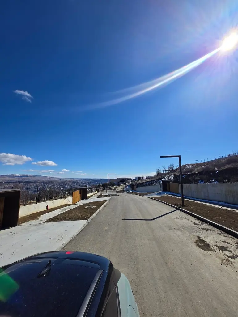 Non-agricultural plot for sale in lisi lake