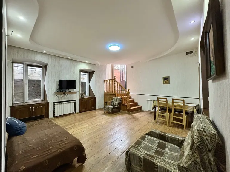 2 room apartment for rent in mtatsminda