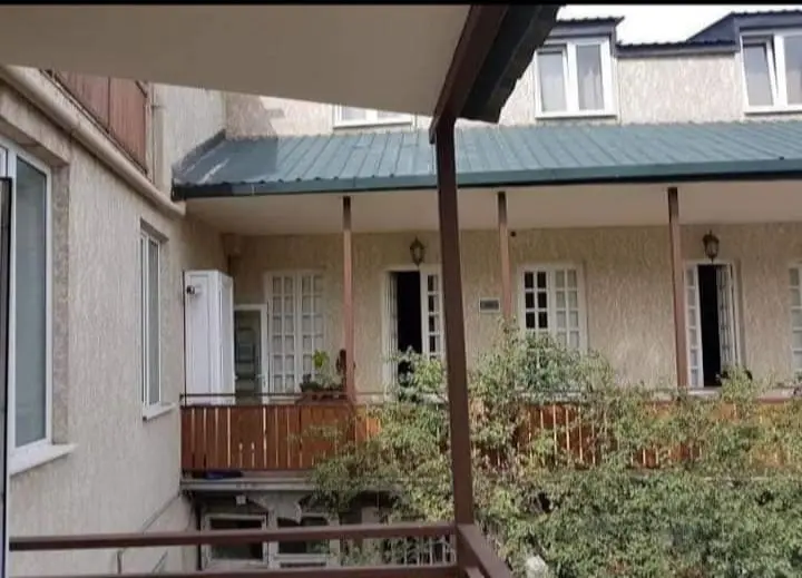 8 room apartment for sale in sololaki