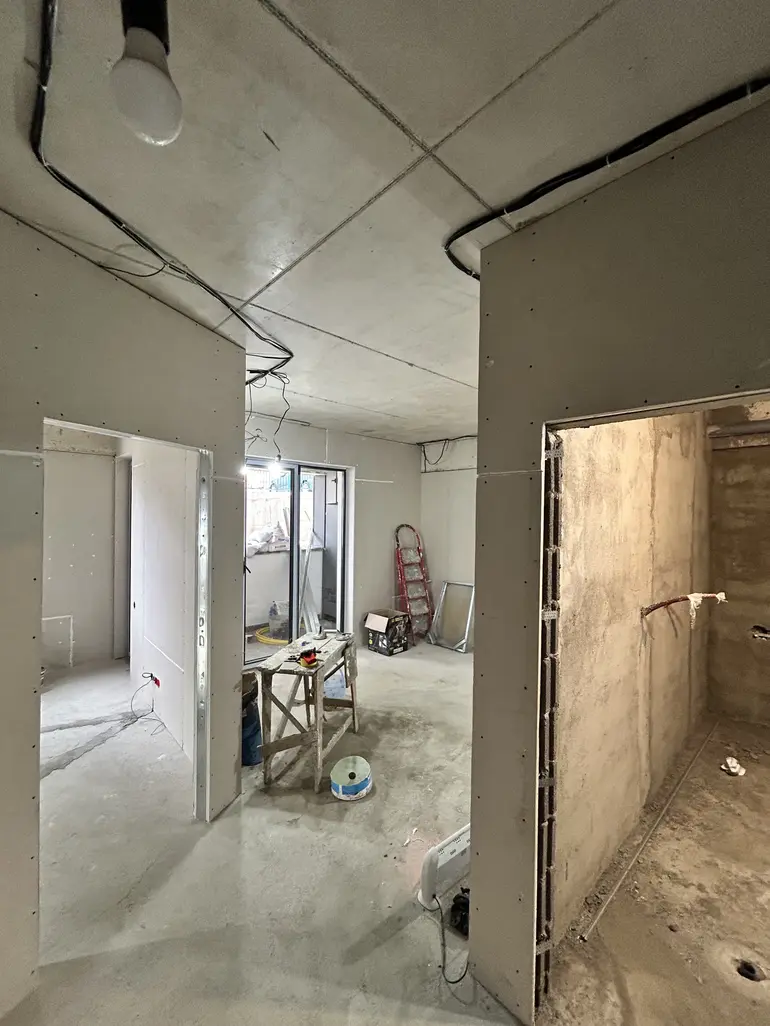 2 room apartment for sale in lisi lake