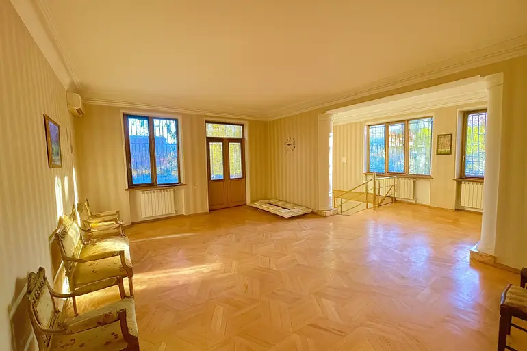 7 room apartment for sale in saburtalo