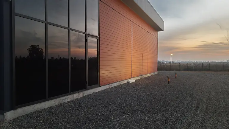 Universal commercial area for rent in kobuleti municipality