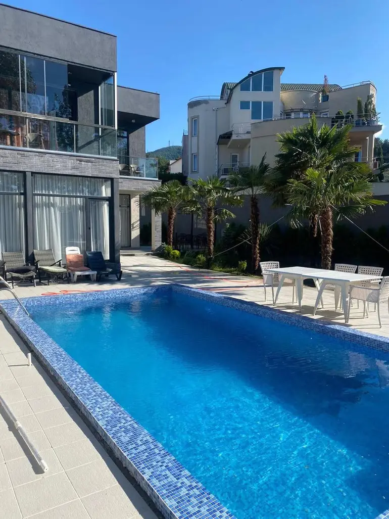 7 room private house for rent in tskneti