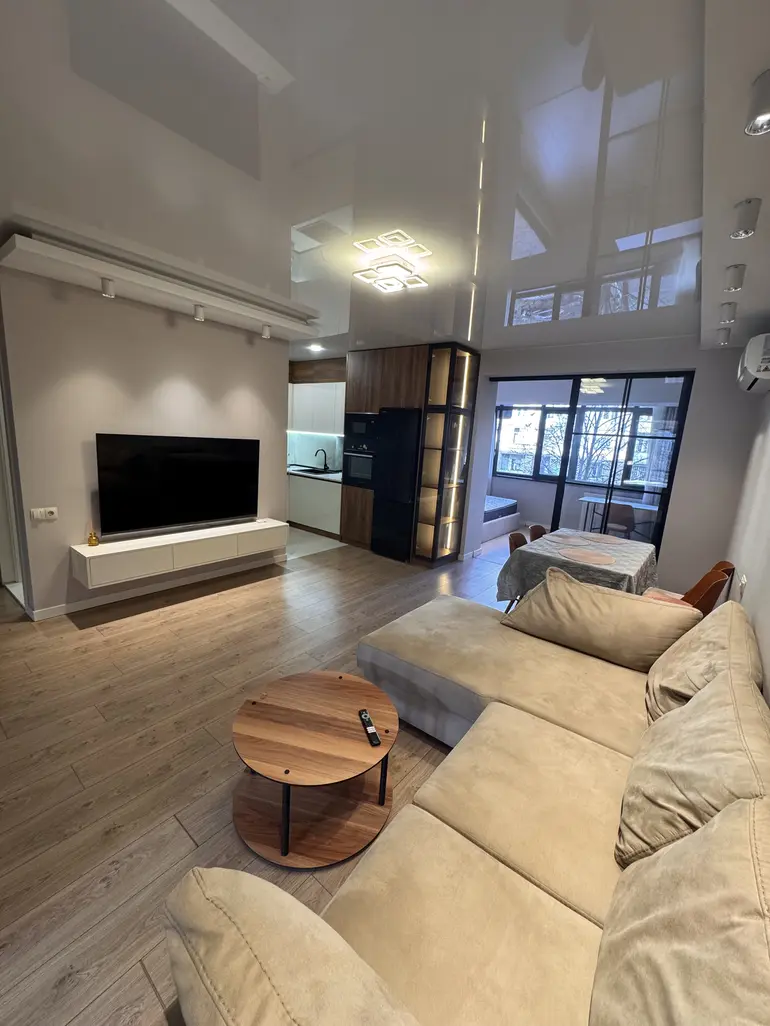 statment-img-0.4652439000491164