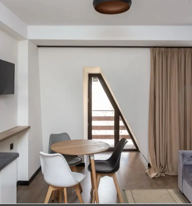 statment-img-0.980902089195717