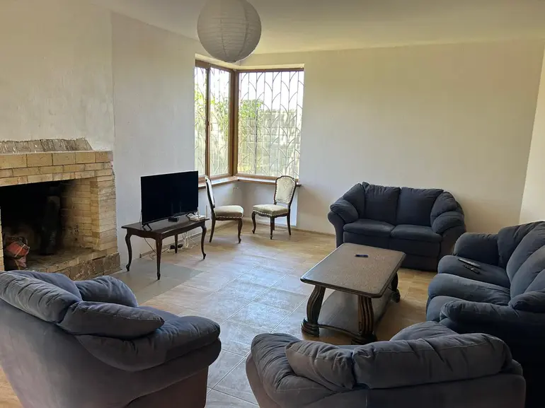 statment-img-0.5596426674043247