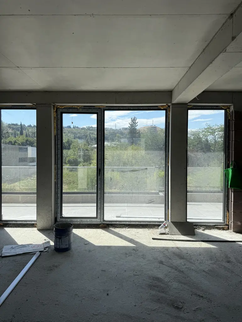 statment-img-0.8121760708186025